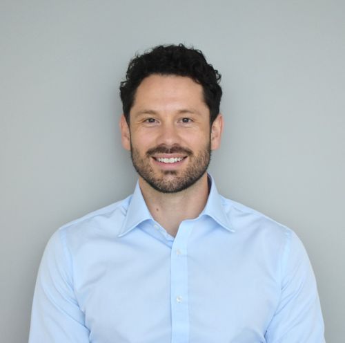 Avi Estrin