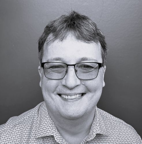 Caimin McCabe - E-LAB Consulting