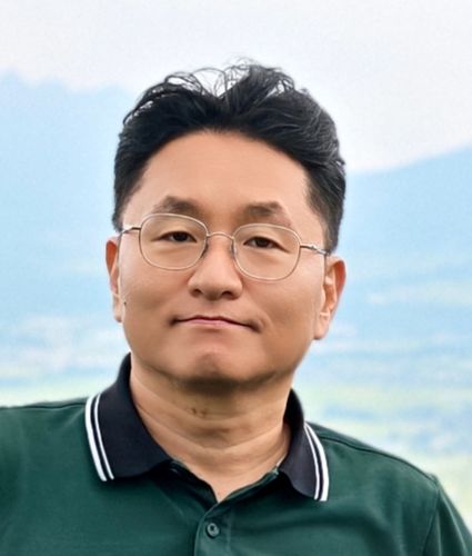 Halim Seong - Changwon cityhall, Republic of Korea