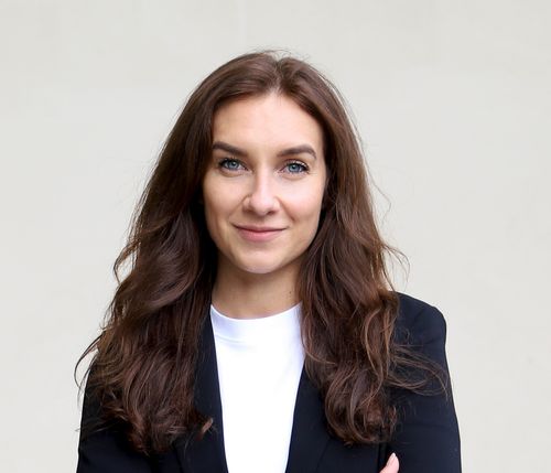 Sabine Kazaka - Investment and Development Agency of Latvia