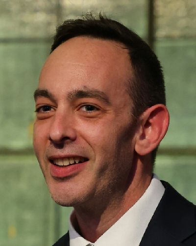 Simon Greenfield - JLL 