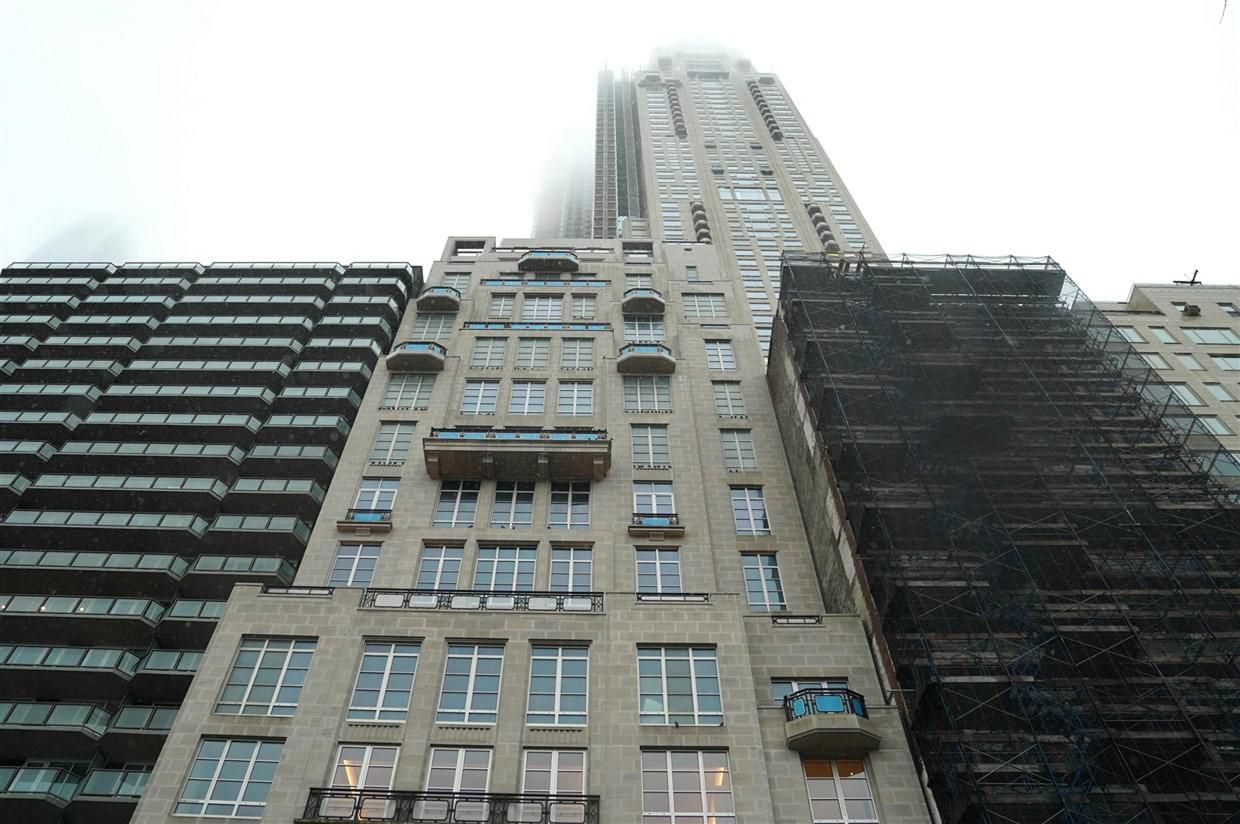 New York City condo sold for U.S. record $238 million