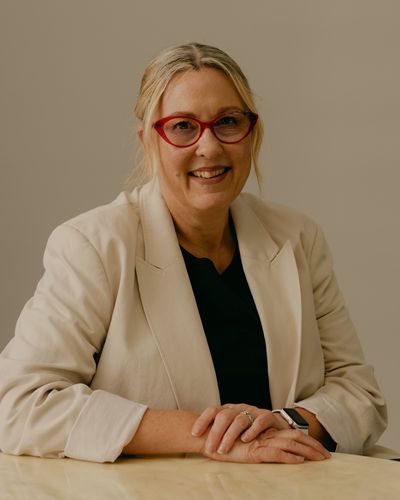 Angela Sampson