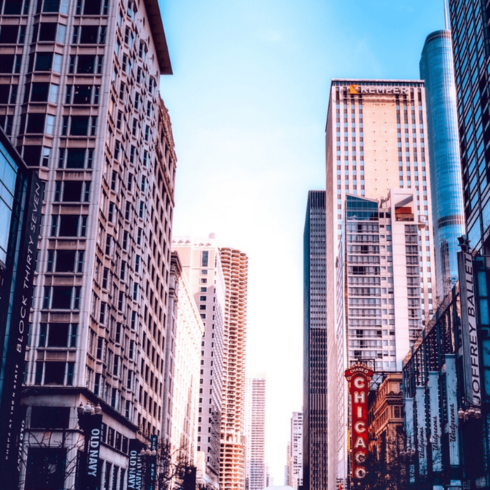 Touring The Architectural Giants Of Downtown Chicago