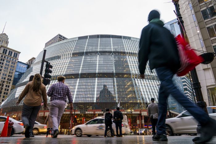 Thompson Center Reno to Create 4,500 Construction Jobs