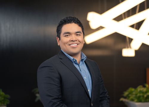 Luis Lara - JLL 