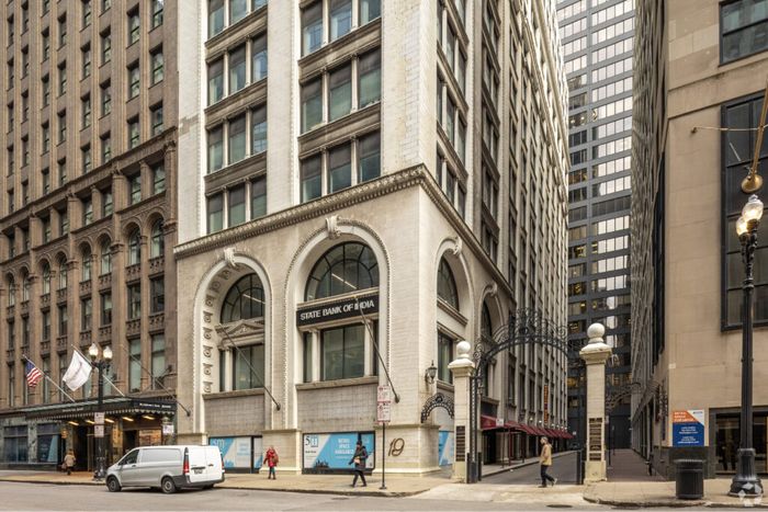 Preliminary Landmark Status Approved For Loop High-Rises