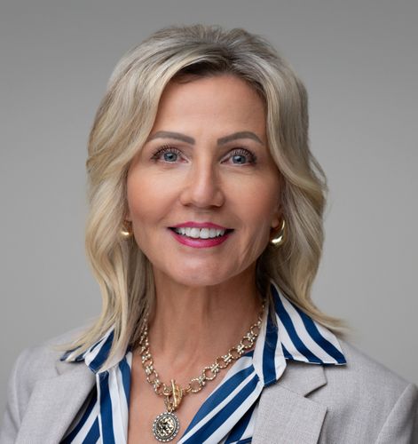 Carmen Pantoja Evans - /