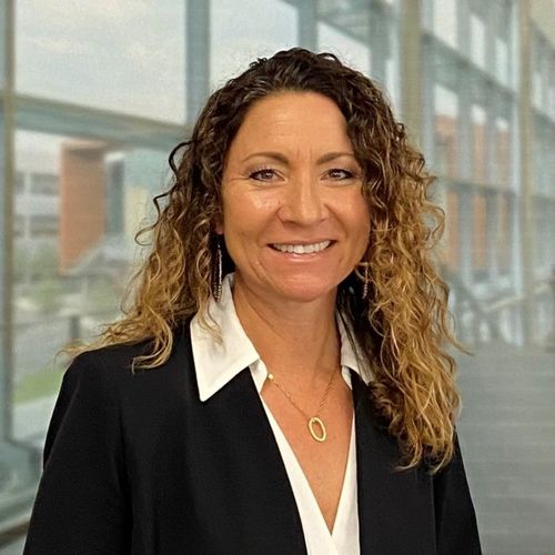 Jenni Betancourt - Dewberry