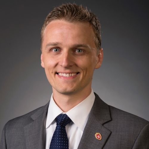 Dan Hanson - JLL