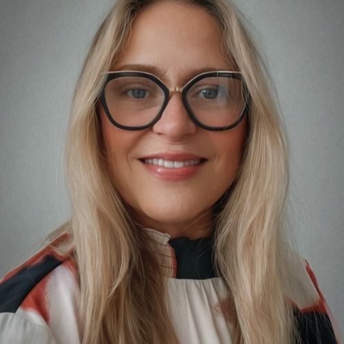 Speaker profile image for Kimberly Lewis
