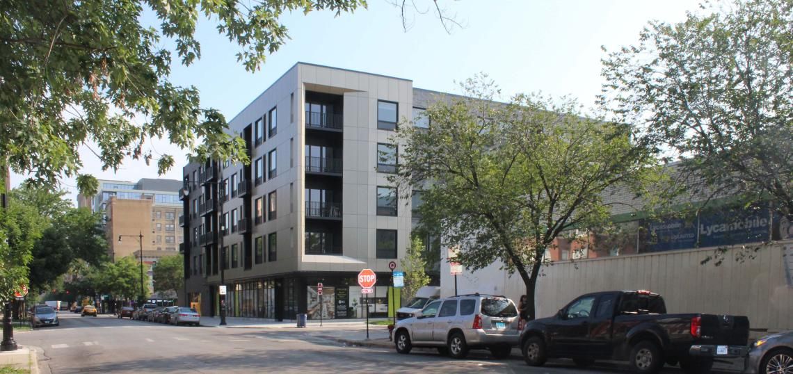 Portrait welcomes residents at 948 W. Sunnyside