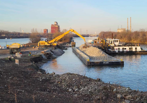 Construction resumes on $1.15B Brandon Road invasive carp project
