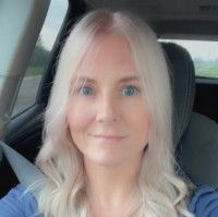 Speaker profile image for Laura Powell