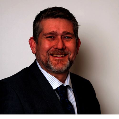 Mark K Holmes - Mace