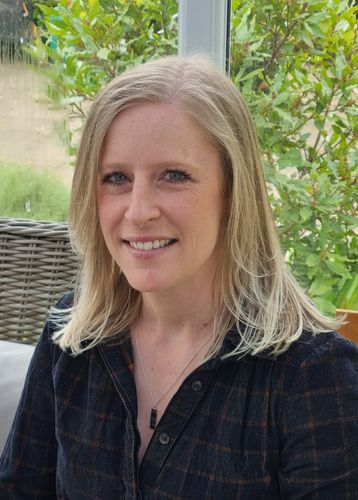 Jessica Hart - Futures For All