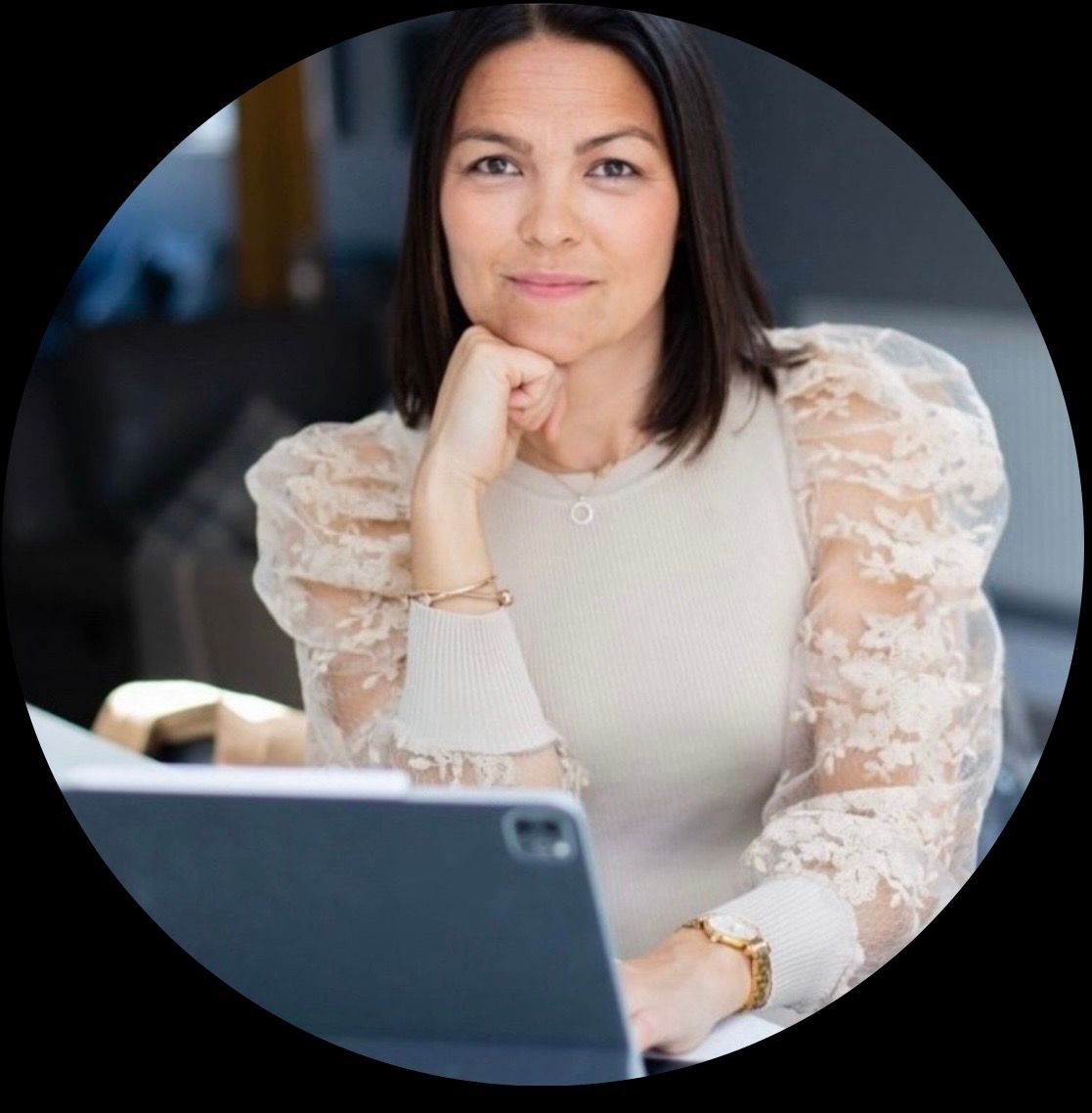 Yoshimi Douglas-Street