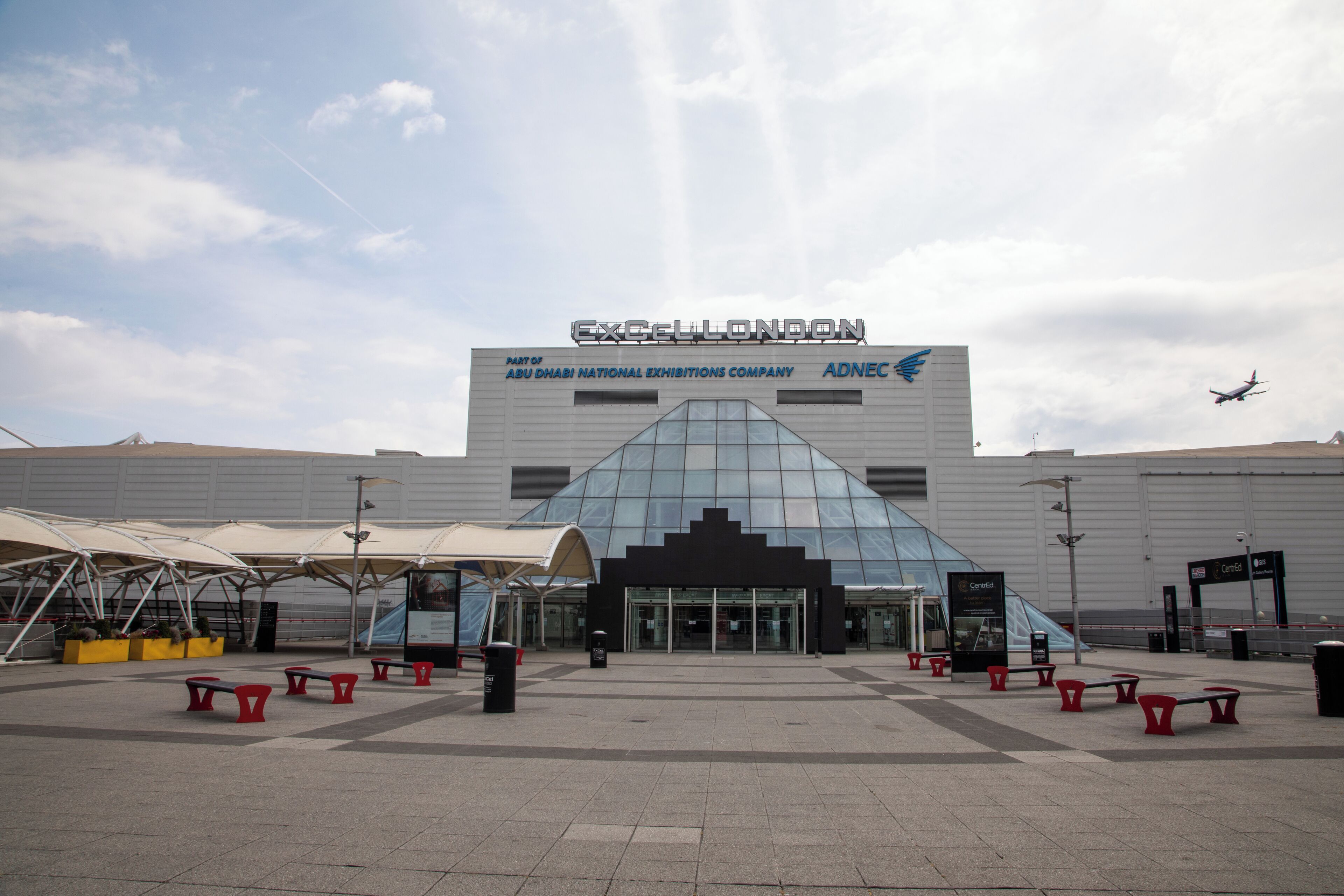 Excel London Logo