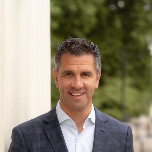 Speaker profile image for Alister de Wys