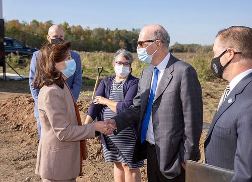 Governor Hochul Announces Construction Start at Largest Green Hydrogen Plant in North America