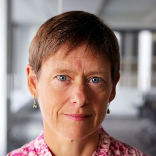 Fiona  Cousins
