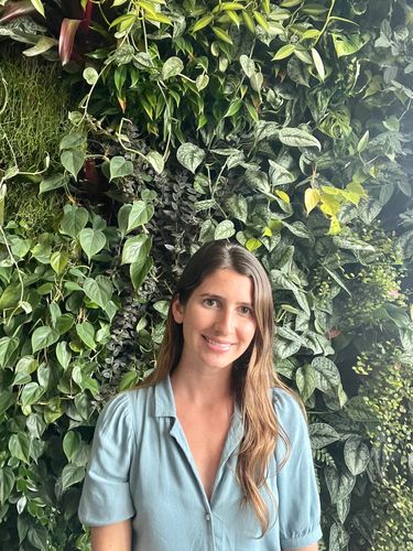 Elizabeth Turner - Lily Scott