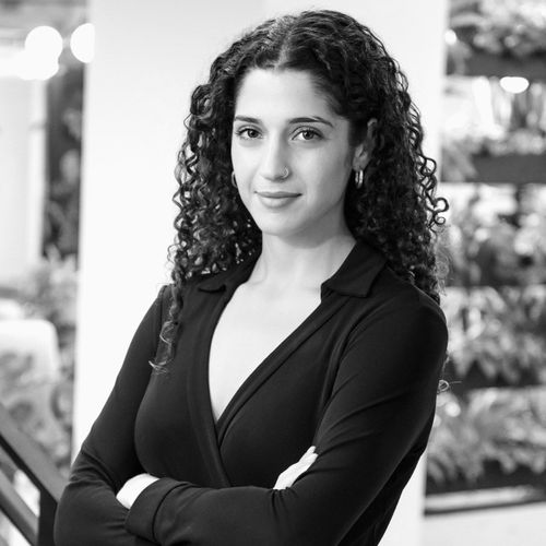 Gabriella Kaspi - JLL