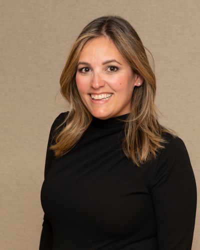 Monica Pena - Sweet Group