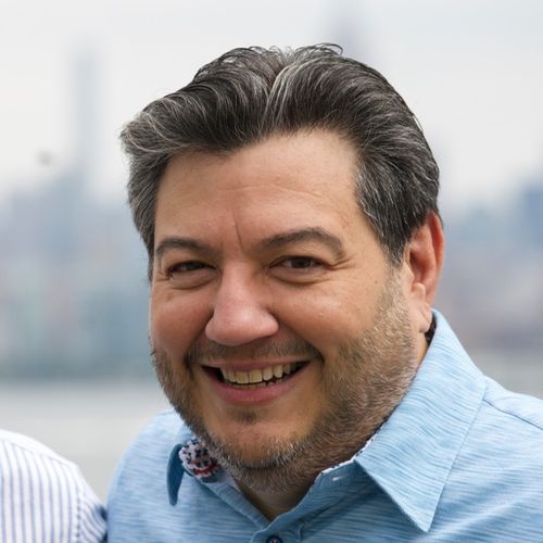 Robert Capua