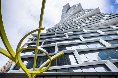 Multiplex Completes 'Jenga-Like' Quay Quarter Tower