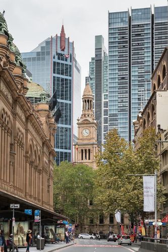 Proposed Sydney Tower Next to 100-Year-Old Bank Building