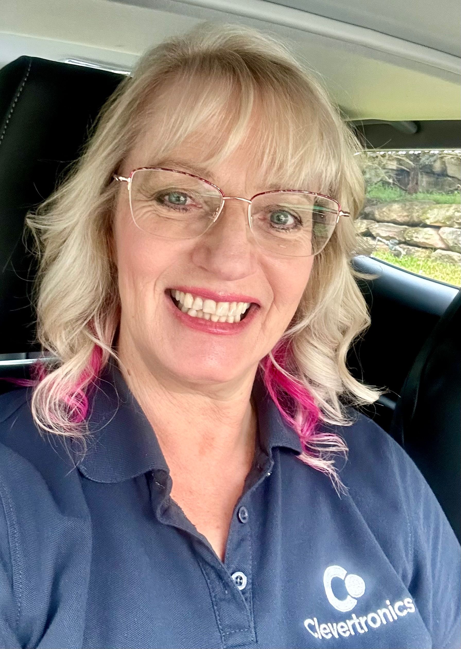 Alayne Minns - Clevertronics