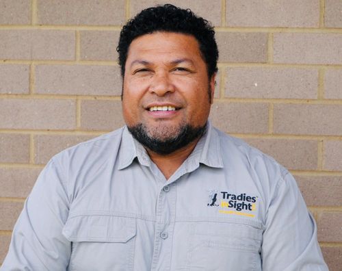Bruno Efoti - Tradies In Sight