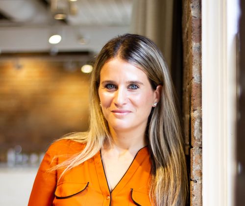 Lydia Vegas - Senior Associate