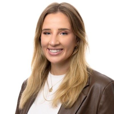 Stephanie Tecli - MBMpl 