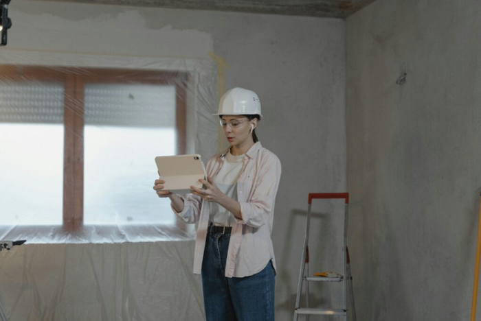Breaking Barriers: How Digital Tools Are Empowering Women in Australia’s Construction Industry
