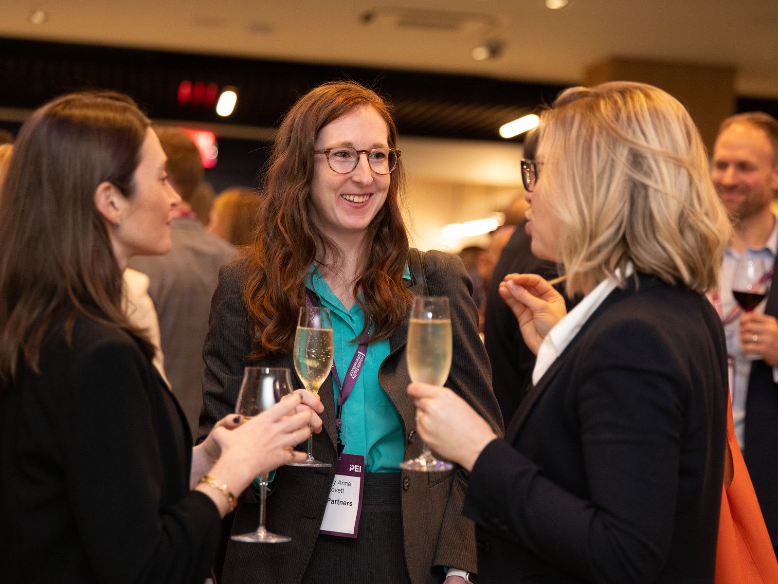 Private credit investors networking during coffee break at pei private credit seoul forum