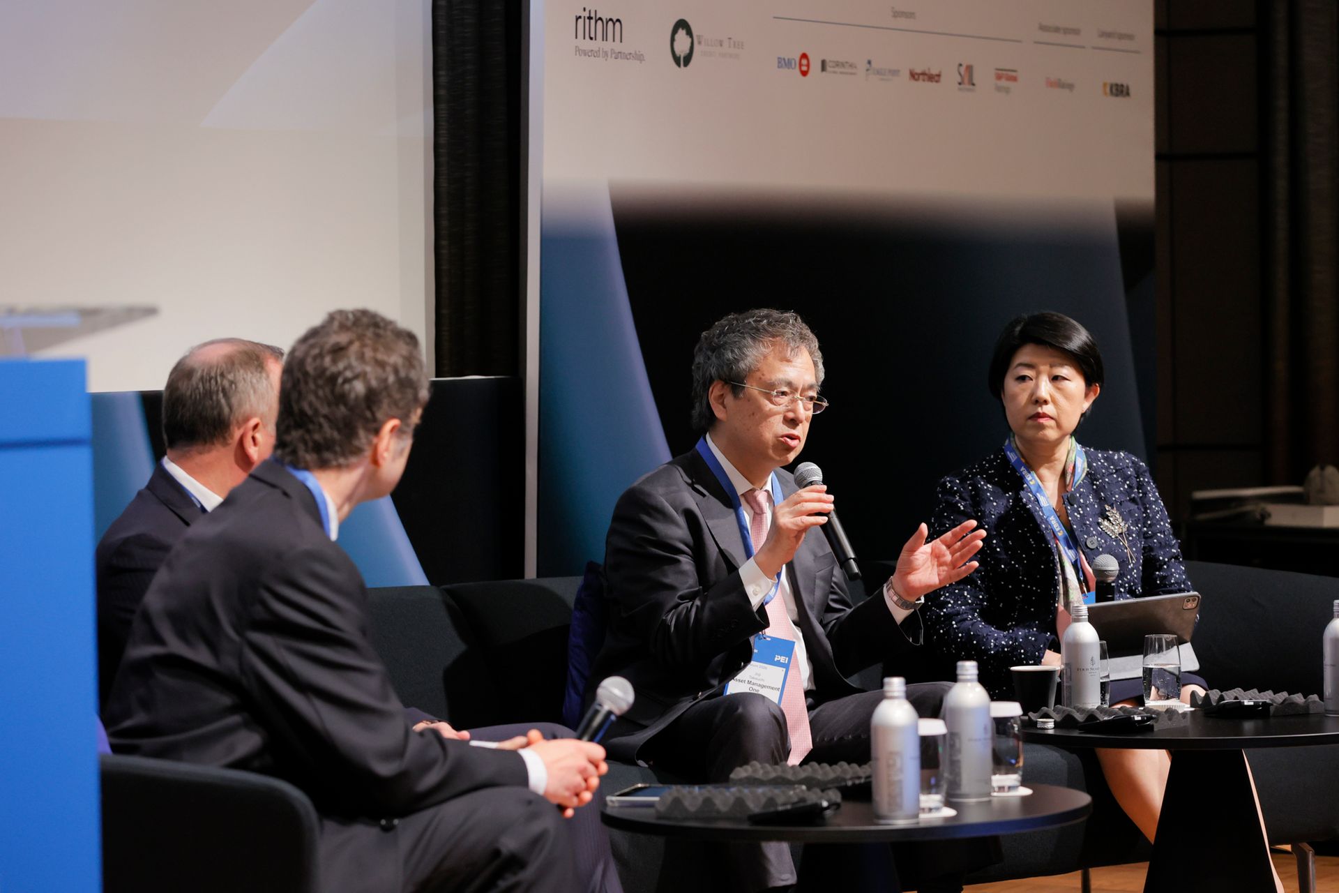 Delegates networking at the PEI Private Credit Tokyo Forum