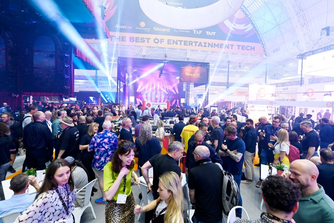 After party crowd at plasa show 2024