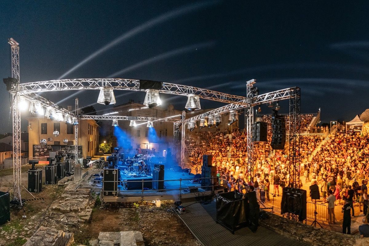 TAF Helps Morcheeba Light Up the Night