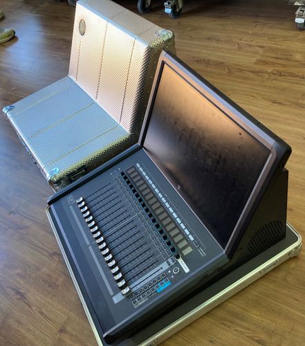 Waves LV1 Classic Flight Case