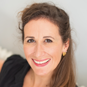 Speaker profile image for Ellie Grace