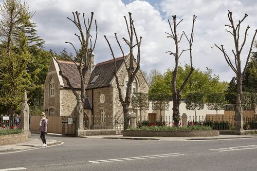 The Lodge, London