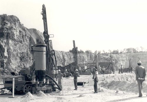 1982