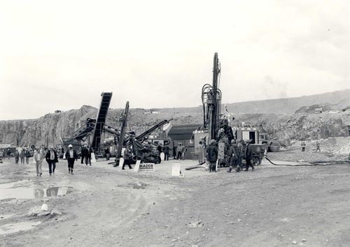 1983