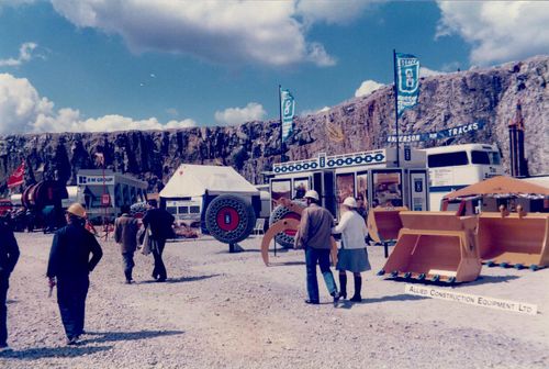 1985