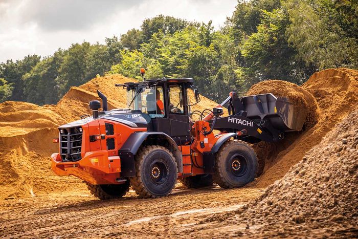 Hitachi to show new ZW180-7 wheel loader