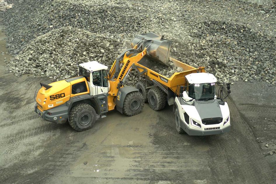 Liebherr go large at Hillhead - Hillhead 2026