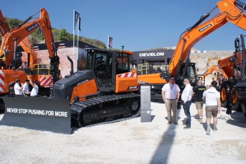 Develon quarry and construction range excels at Hillhead 2024