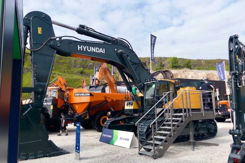 HD Hyundai go big at Hillhead with machine launches